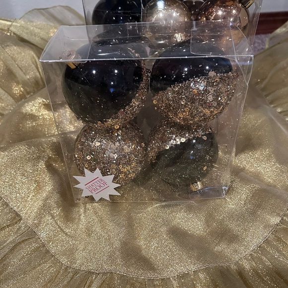 Gold Metallic Christmas Tree Skirt with Black and Gold Ornaments - Picture 5 of 8